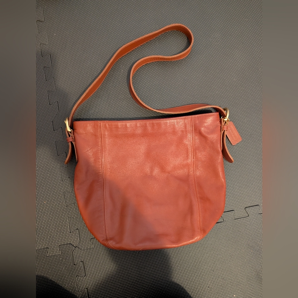 Vintage '80s Coach Monterey Hobo Bag Chestnut Brown Crossbody Gold Hardware Vtg